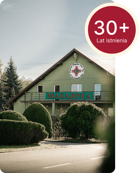Zdjęcie przedstawiające masarnie oraz duży napis 30 lat istnienia